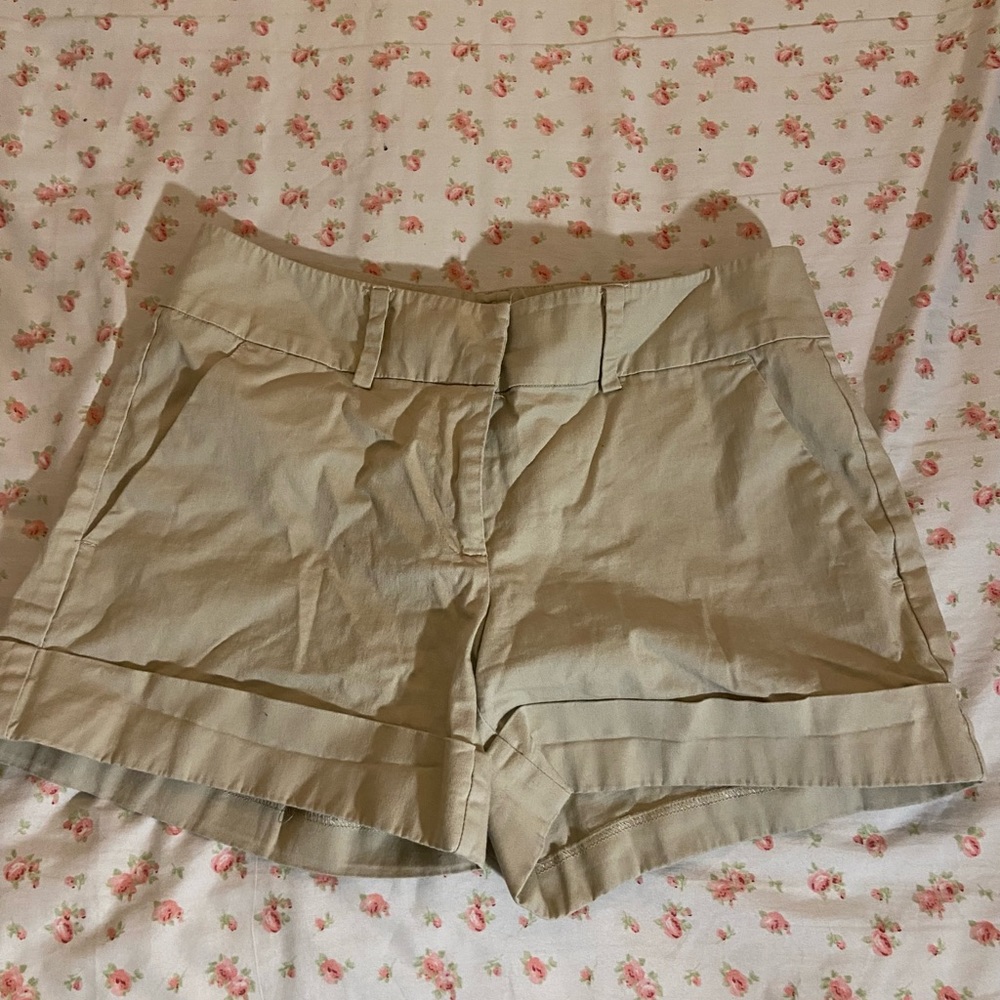 tan shorts